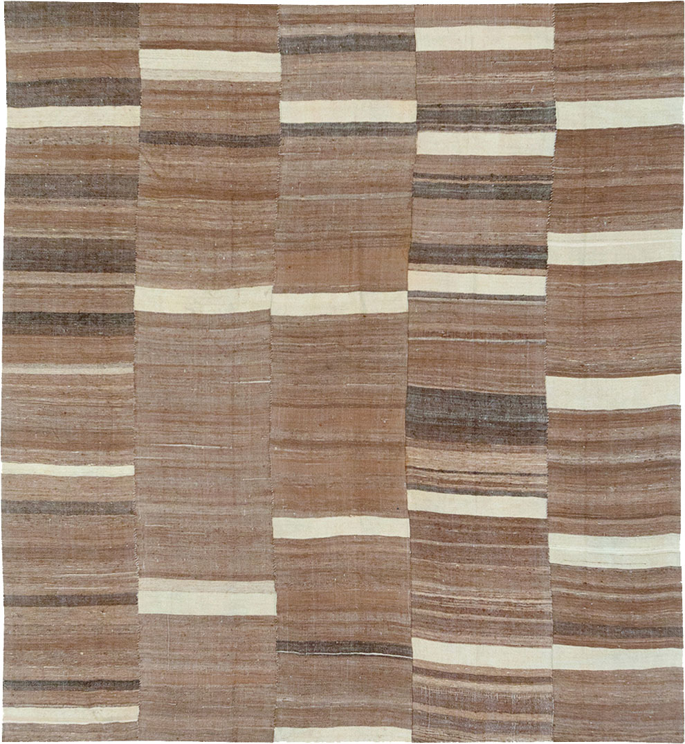 Vintage Turkish Flatweave Kilim Room Size Carpet, No.30654 - Staging