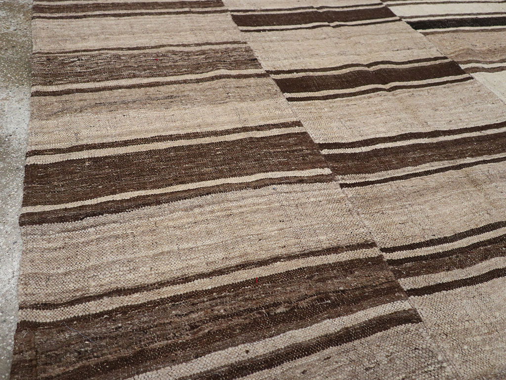 Vintage Turkish Flatweave Kilim Accent Carpet, No.30662 - Staging