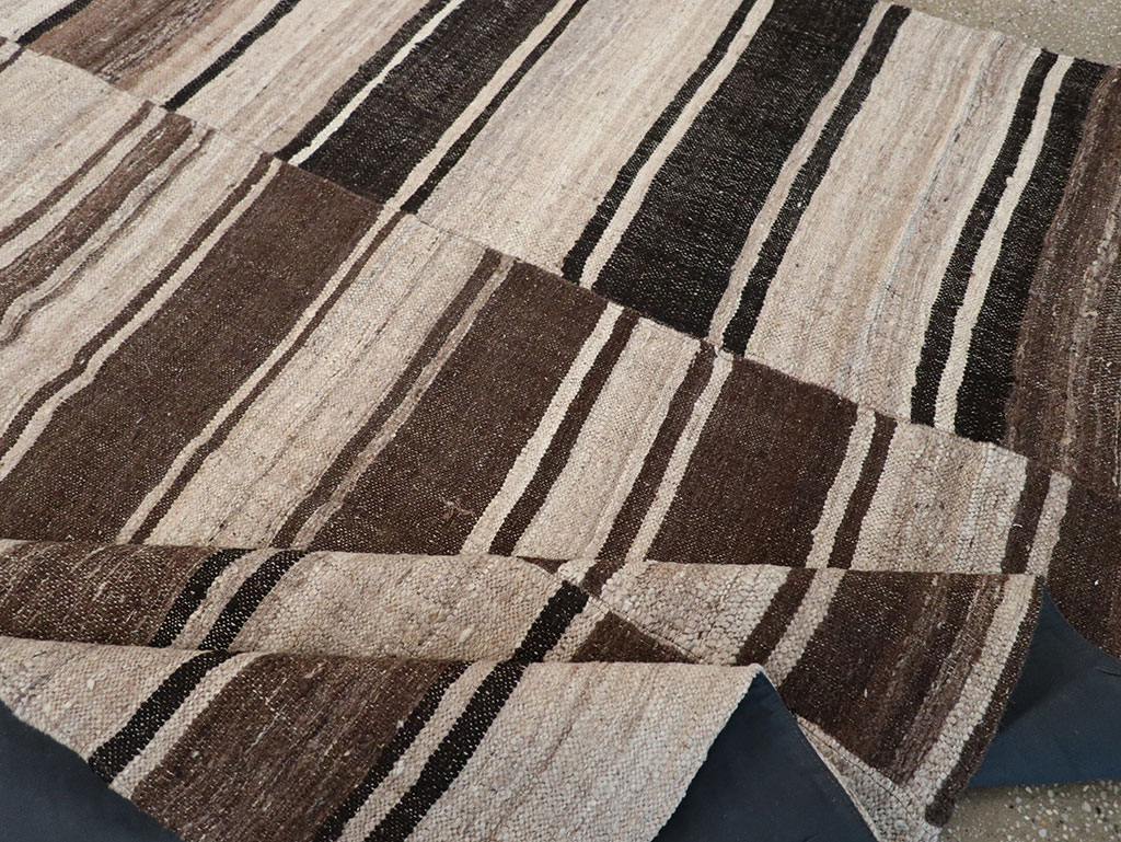 Vintage Persian Flatweave Kilim Accent Carpet, No.30662 - Staging