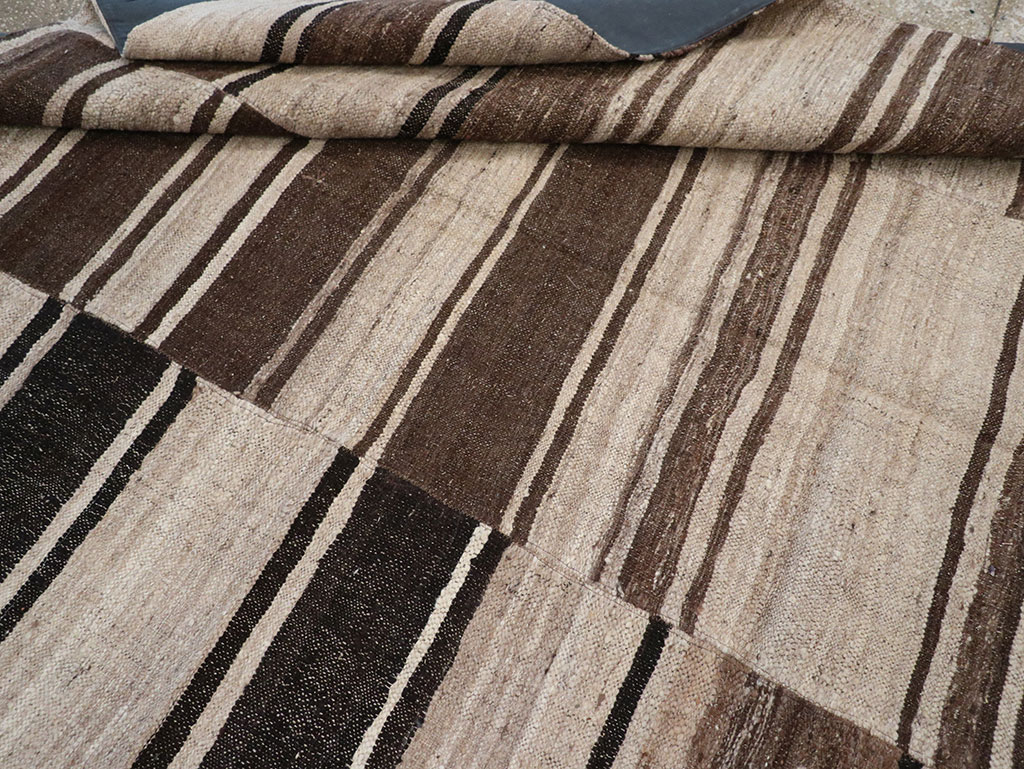 Vintage Persian Flatweave Kilim Accent Carpet, No.30662 - Staging