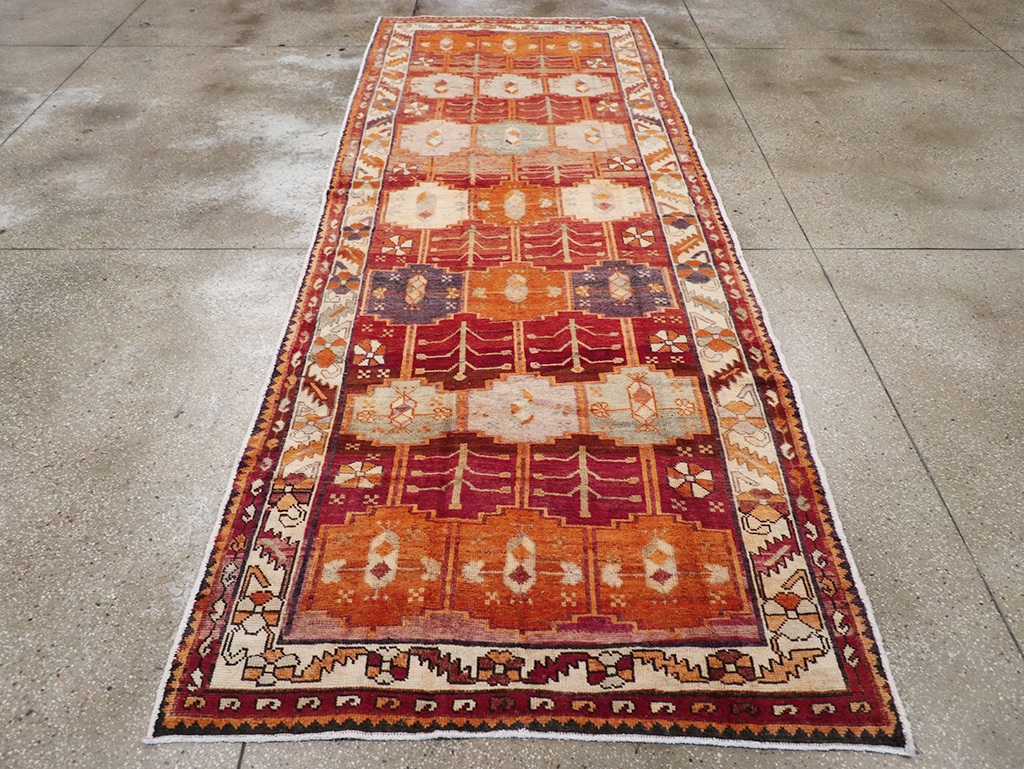 Vintage Persian Lori Gallery Rug, No.30664 - Staging