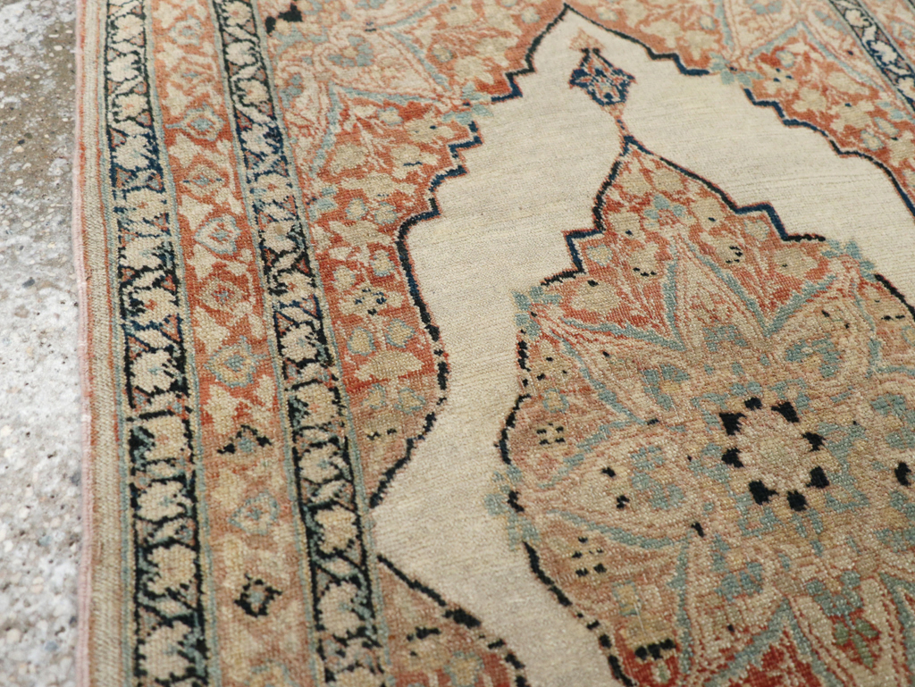 Antique Persian Tabriz Hagi Jalili Rug, No.30685 - Staging