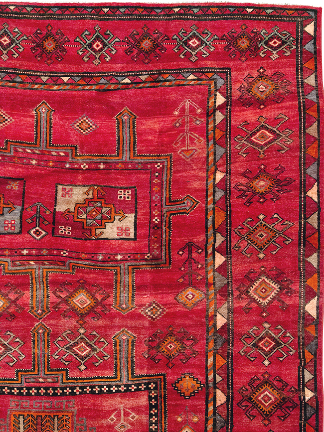 Vintage Turkish Anatolian Room Size Carpet, No.30691 - Staging