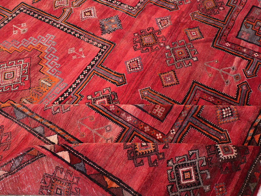 Vintage Turkish Anatolian Room Size Carpet, No.30691 - Staging