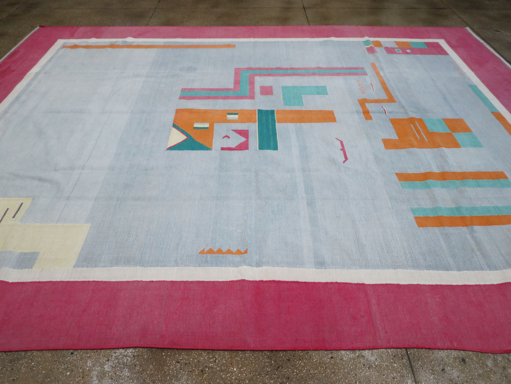 Vintage Indian Flatweave Dhurrie Room Size Carpet, No.30697 - Staging