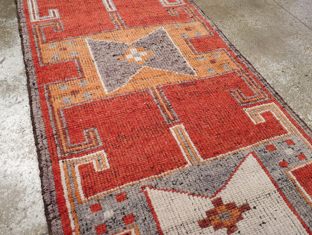 Vintage Turkish Anatolian Tribal Runner, No.30706 - Staging