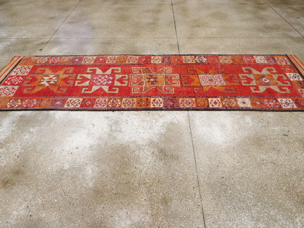 Vintage Turkish Anatolian Tribal Runner, No.30709 - Staging