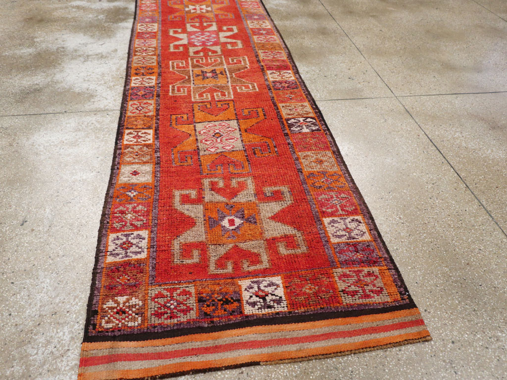 Vintage Turkish Anatolian Tribal Runner, No.30709 - Staging