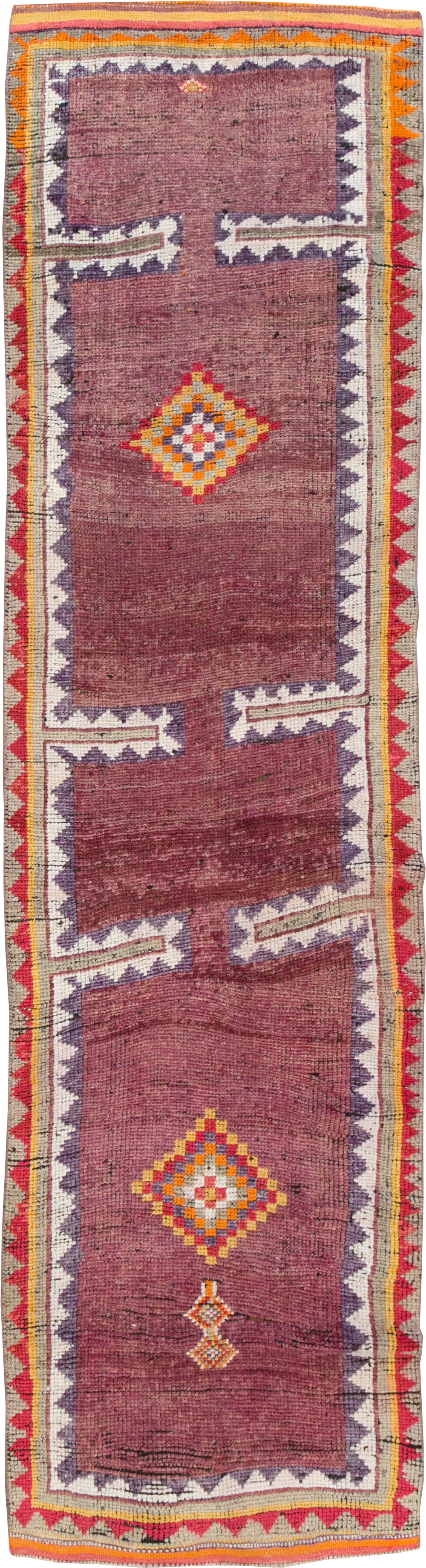 Vintage Turkish Anatolian Runner, No.30710 - Staging