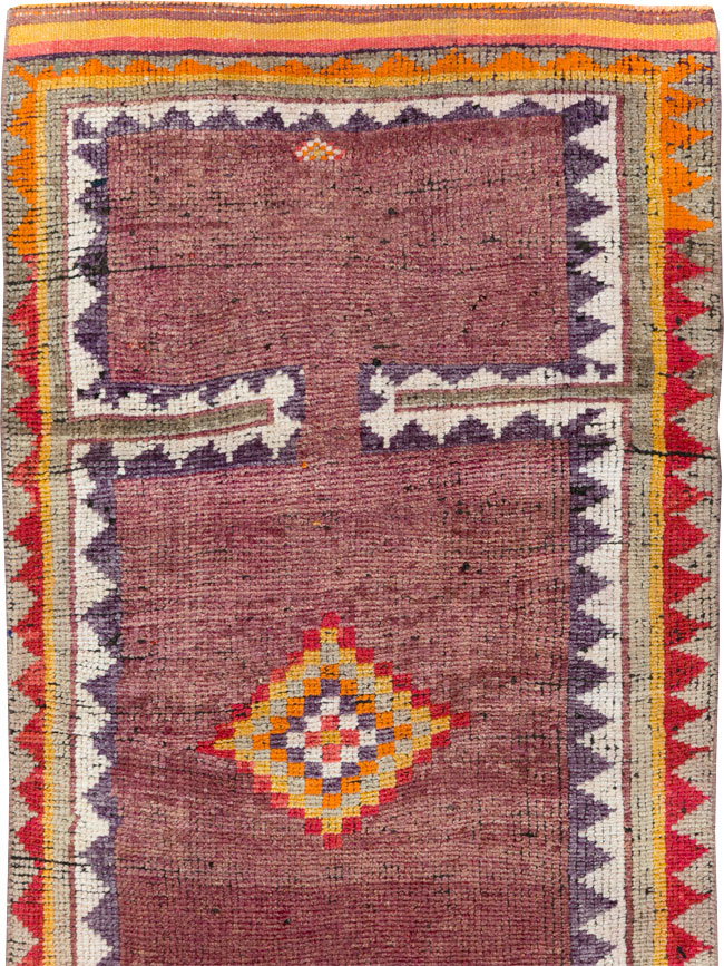 Vintage Turkish Anatolian Runner, No.30710 - Staging