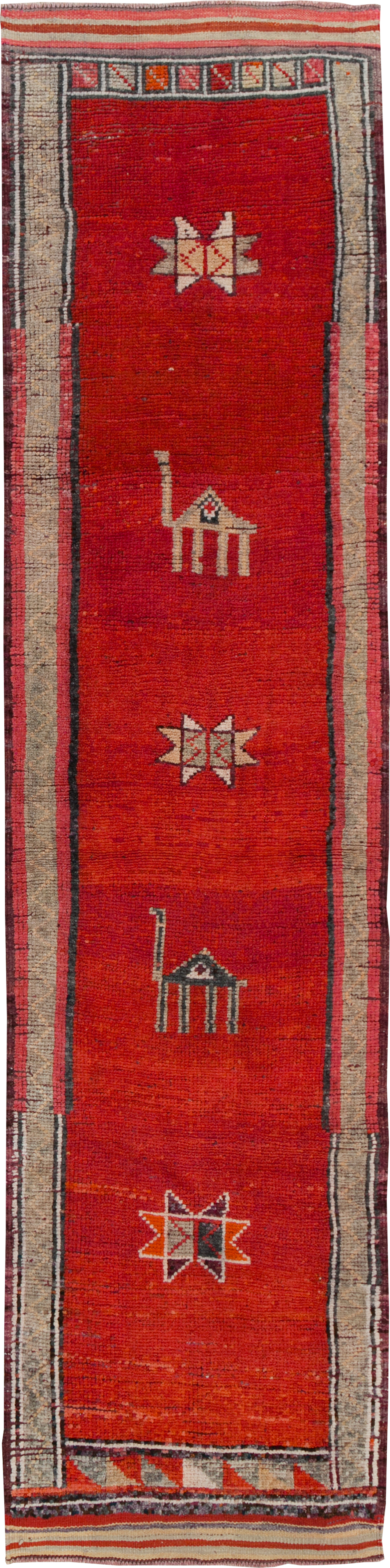 Vintage Turkish Anatolian Runner, No.30718 - Staging