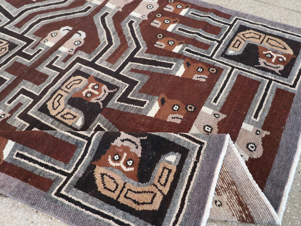 Vintage Indian Art Deco Style Pictorial Accent Rug, No.30724 - Staging