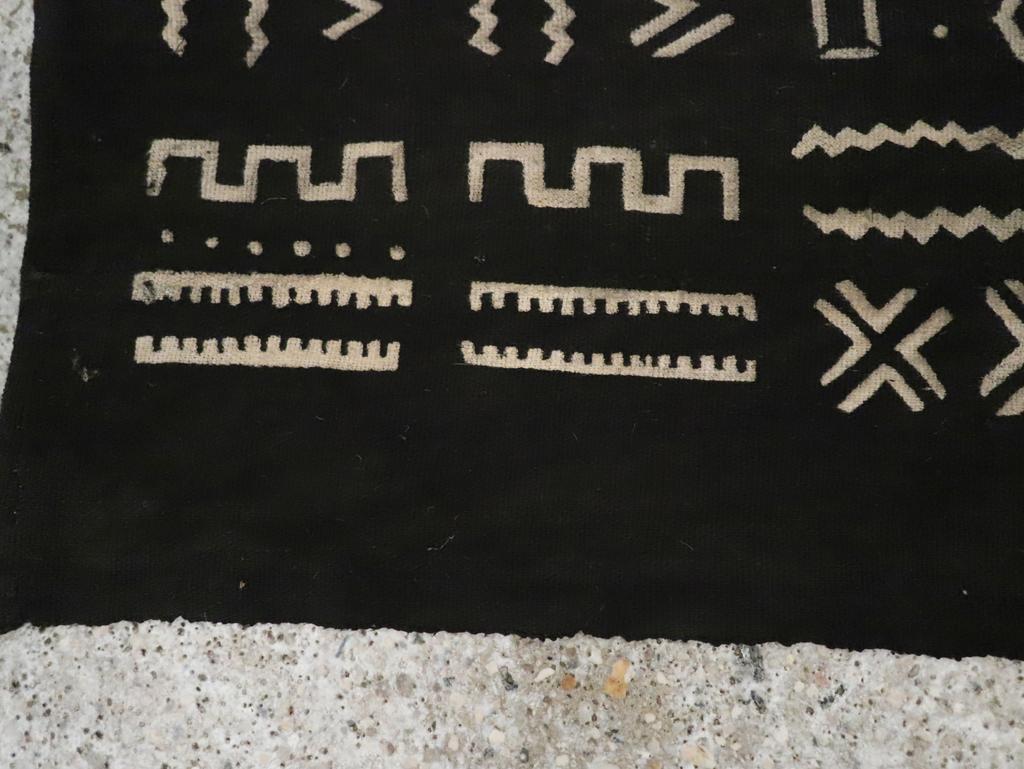 Vintage Indonesian Textile Runner, No.30726 - Staging