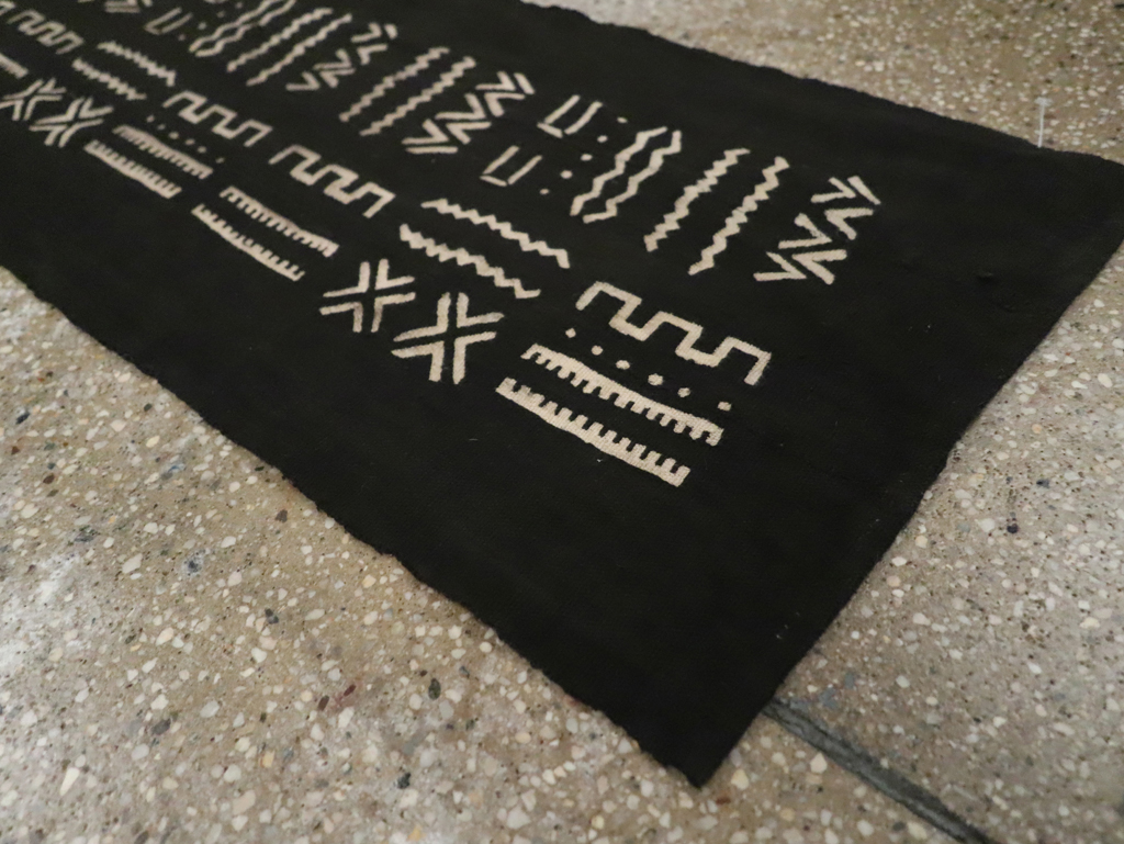 Vintage Indonesian Textile Runner, No.30726 - Staging