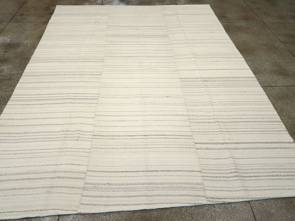 Modern Turkish Flatweave Room Size Carpet, No.30749 - Staging