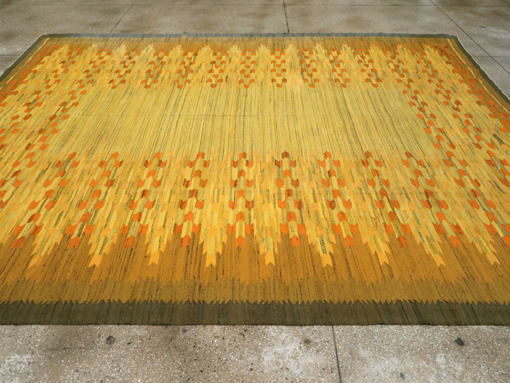 Vintage Swedish Scandinavian Flatweave Kilim Room Size Carpet, No.30754 - Staging
