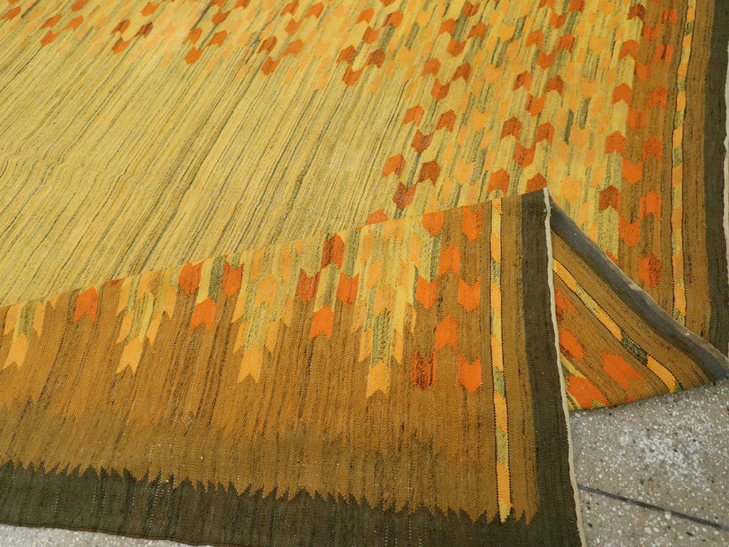 Vintage Swedish Scandinavian Flatweave Kilim Room Size Carpet, No.30754 - Staging