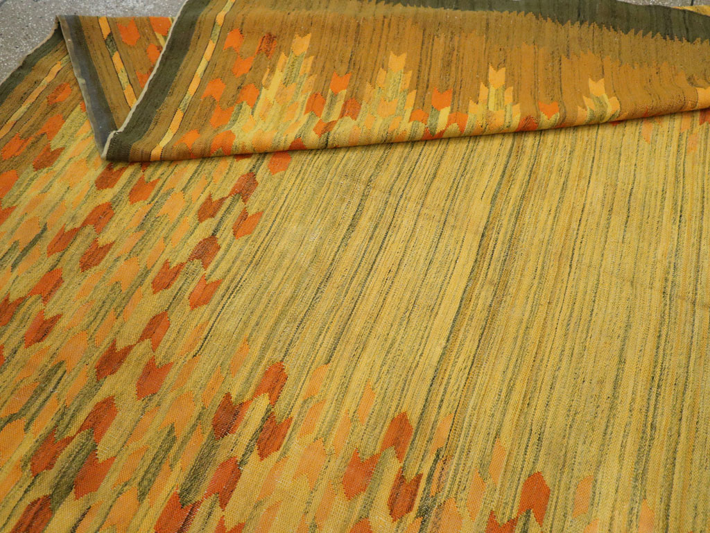 Vintage Swedish Scandinavian Flatweave Kilim Room Size Carpet, No.30754 - Staging