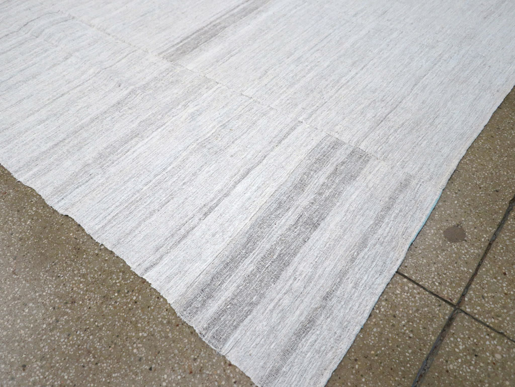 Vintage Turkish Flatweave Kilim, No.30756 - Staging