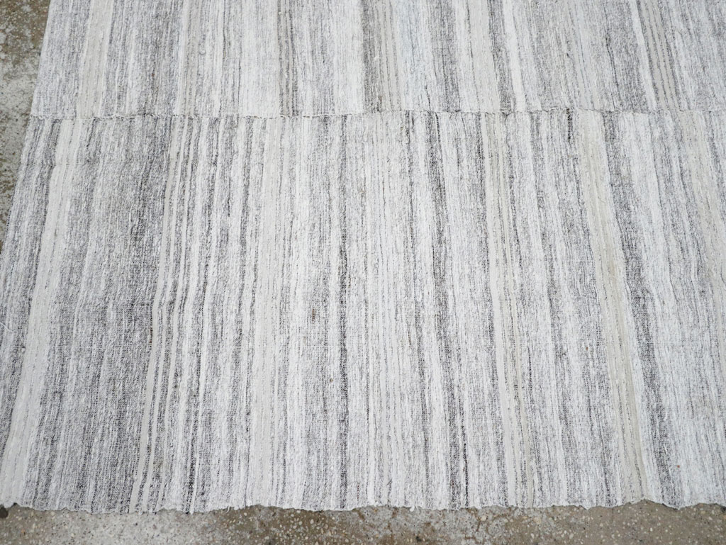 Vintage Turkish Flatweave Kilim, No.30760 - Staging