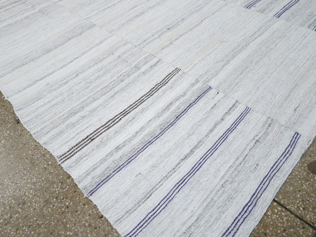 Vintage Turkish Flatweave Kilim, No.30761 - Staging