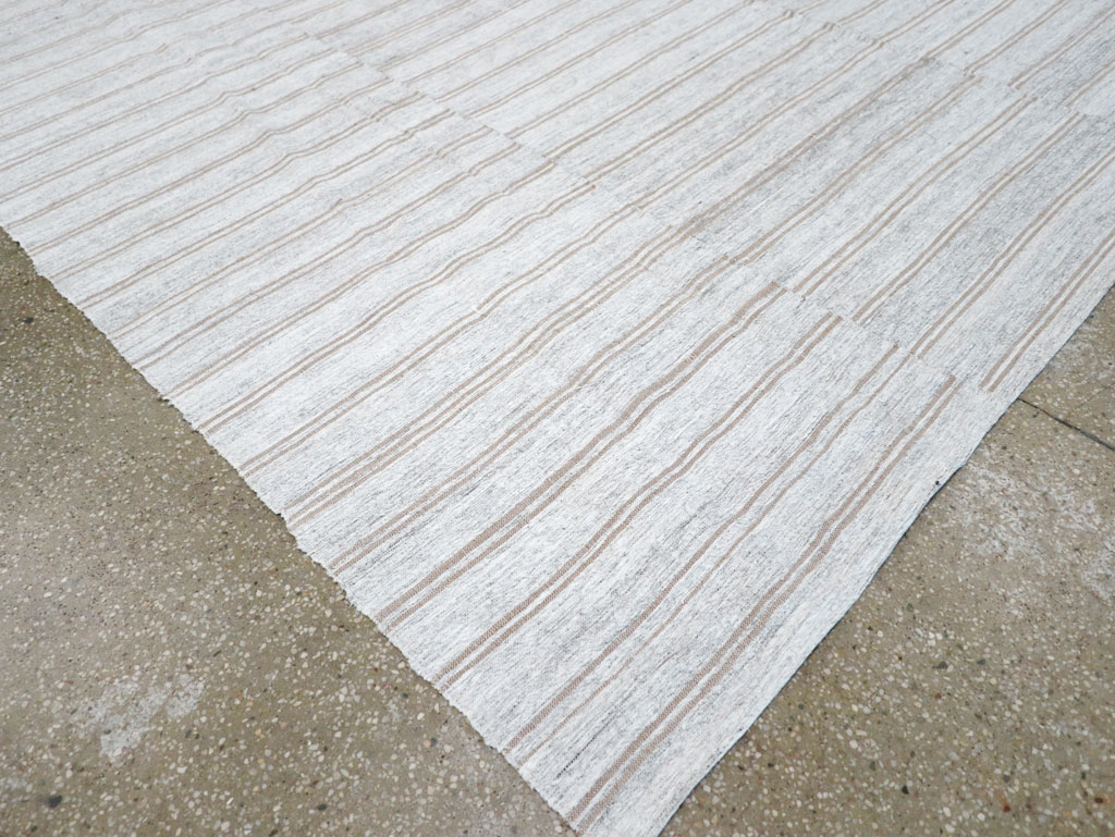 Vintage Turkish Flatweave Kilim, No.30762 - Staging