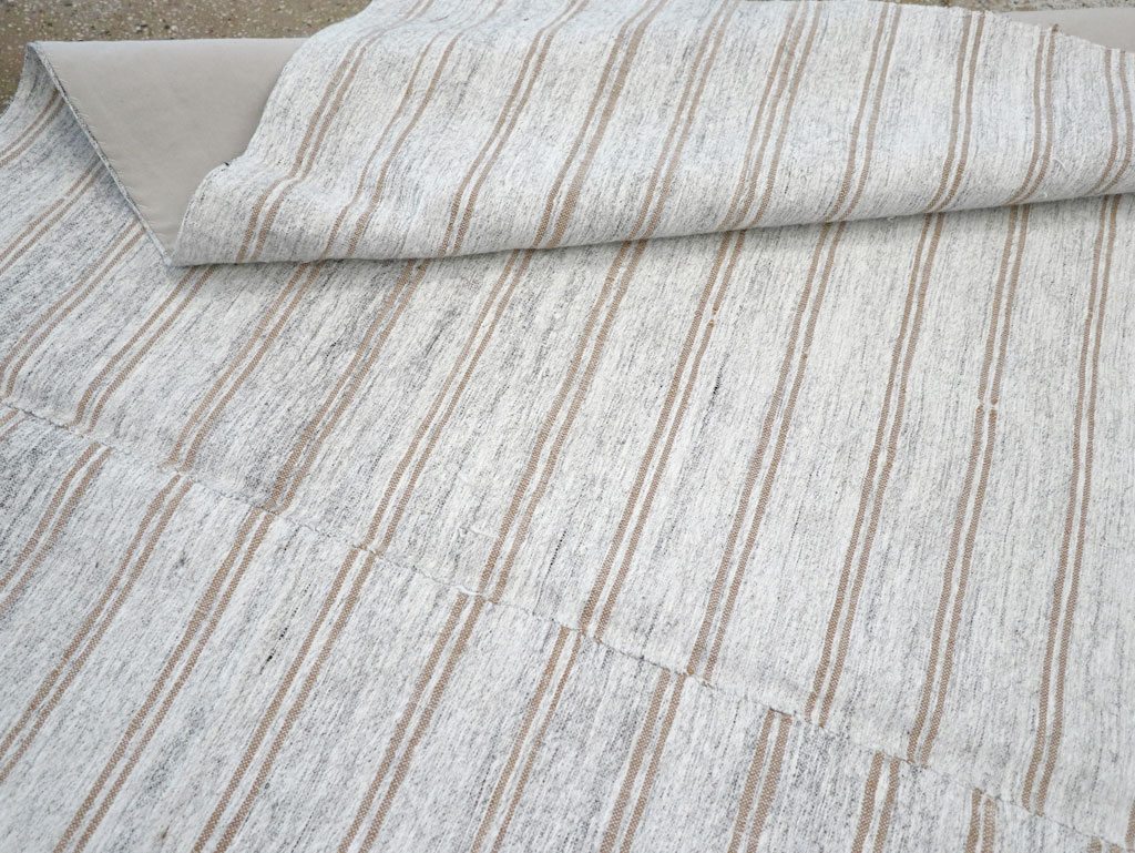 Vintage Turkish Flatweave Kilim, No.30762 - Staging