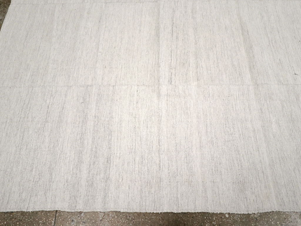 Vintage Turkish Flatweave Kilim Room Size Carpet, No.30774 - Staging