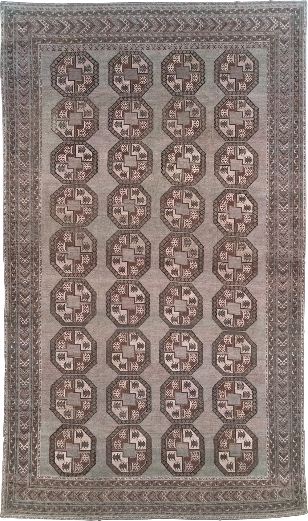 Vintage Central Asian Turkoman Oversize Carpet, No.30781 - Staging