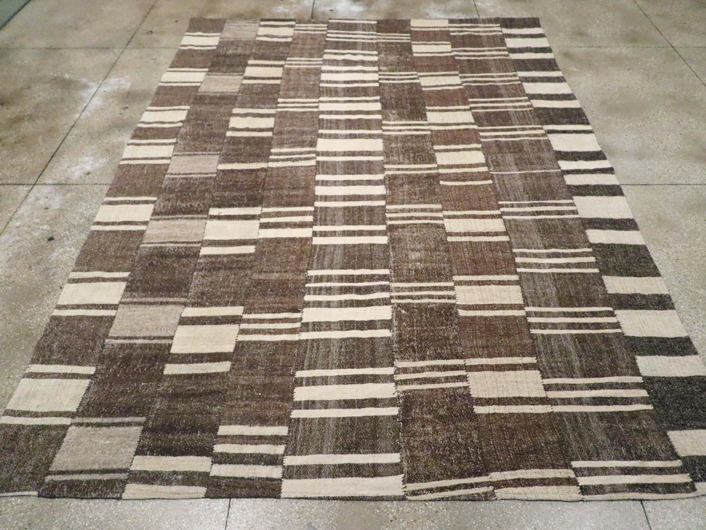 Modern Turkish Flatweave Kilim, No.30789 - Staging