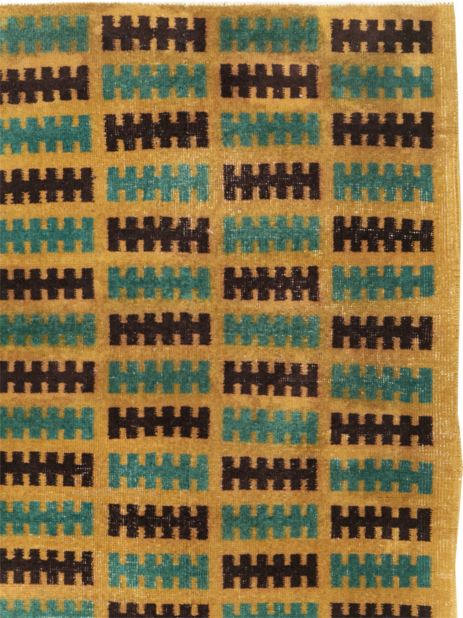 Vintage Turkish Anatolian Deco Rug, No.30794 - Staging