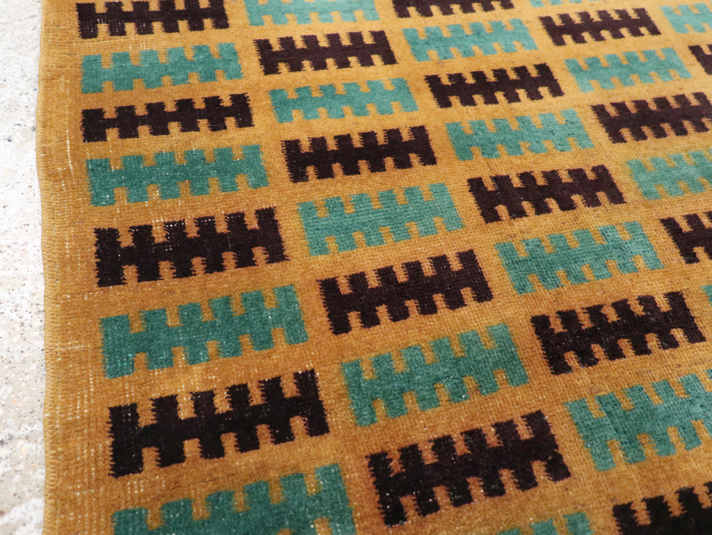 Vintage Turkish Anatolian Deco Rug, No.30794 - Staging