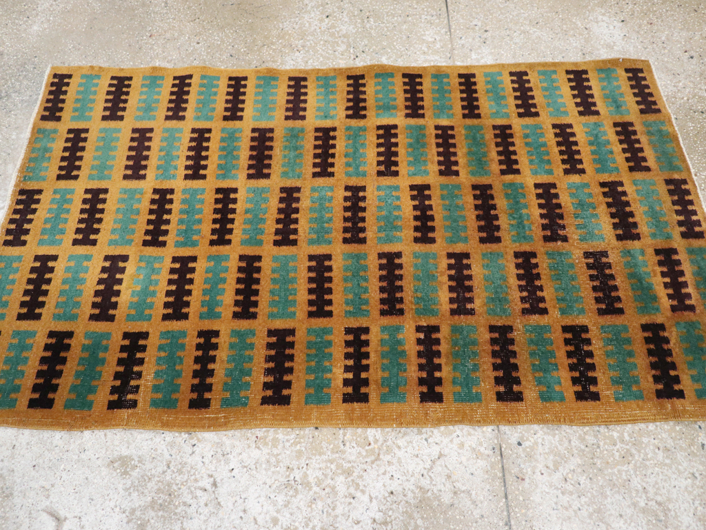 Vintage Turkish Anatolian Deco Rug, No.30794 - Staging