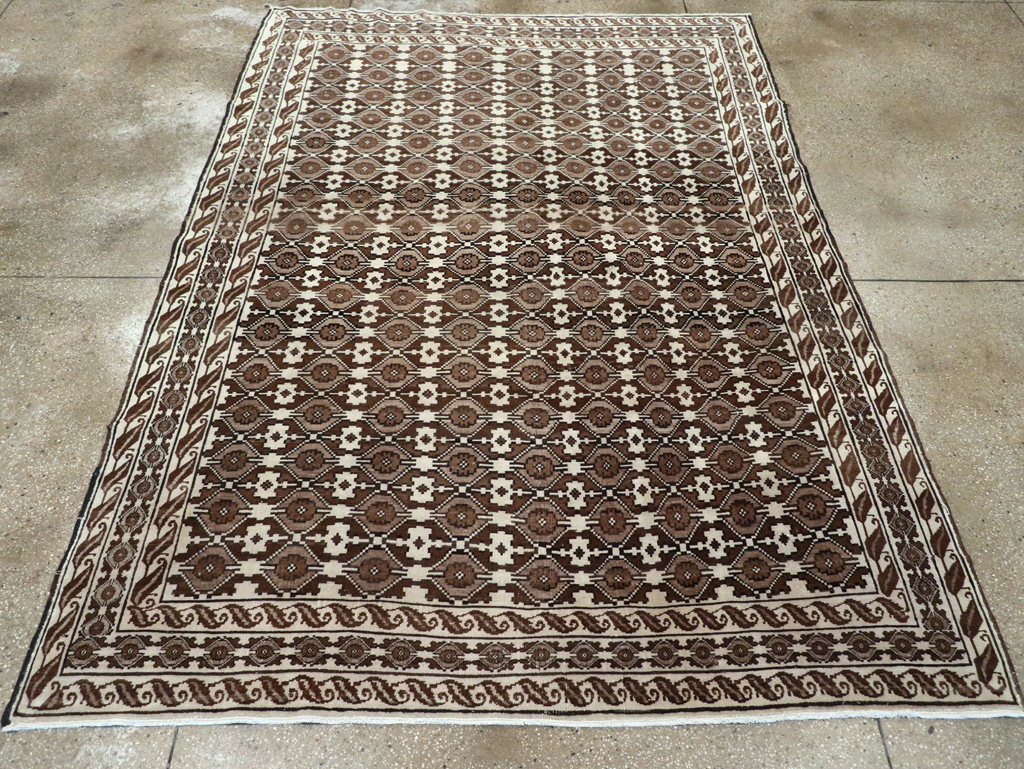 Vintage Turkish Anatolian Accent Carpet, No.30795 - Staging
