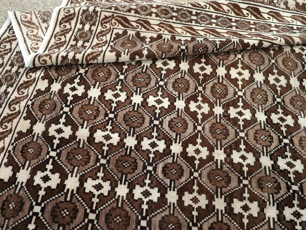 Vintage Turkish Anatolian Accent Carpet, No.30795 - Staging