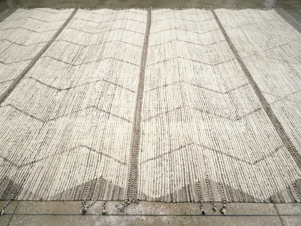 Moroccan Inspired Contemporary Turkish Large Room Size Carpet, No.30801 - Staging