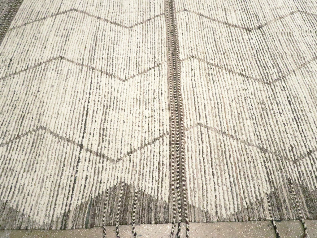 Moroccan Inspired Contemporary Turkish Large Room Size Carpet, No.30801 - Staging