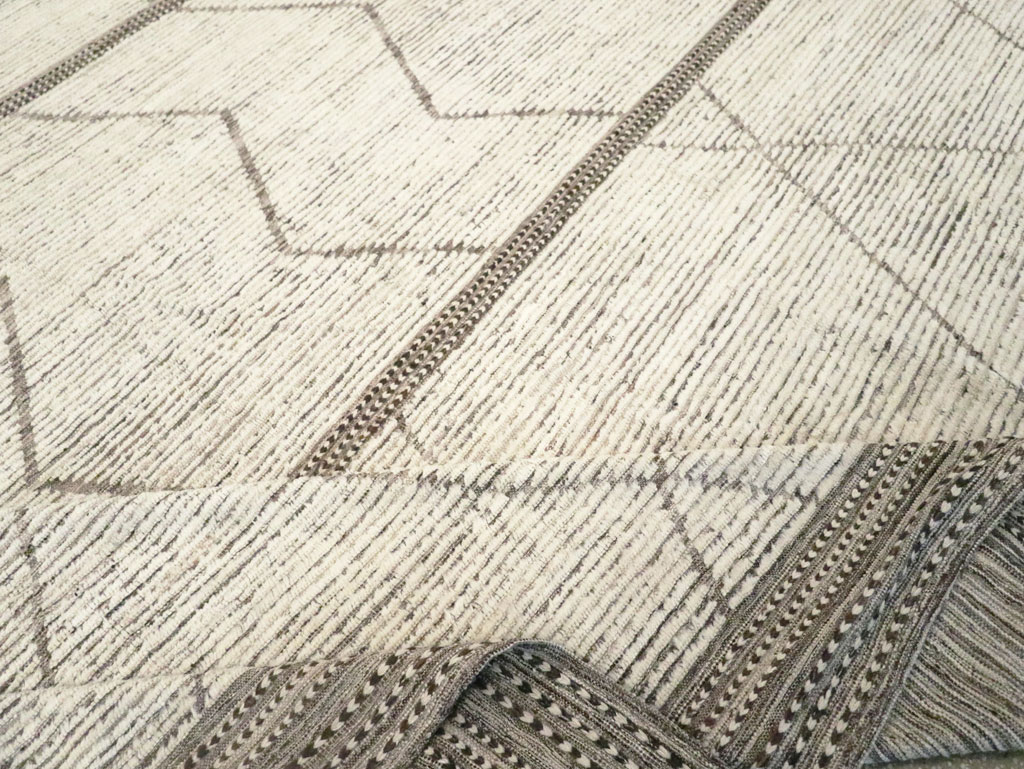 Moroccan Inspired Contemporary Turkish Large Room Size Carpet, No.30801 - Staging