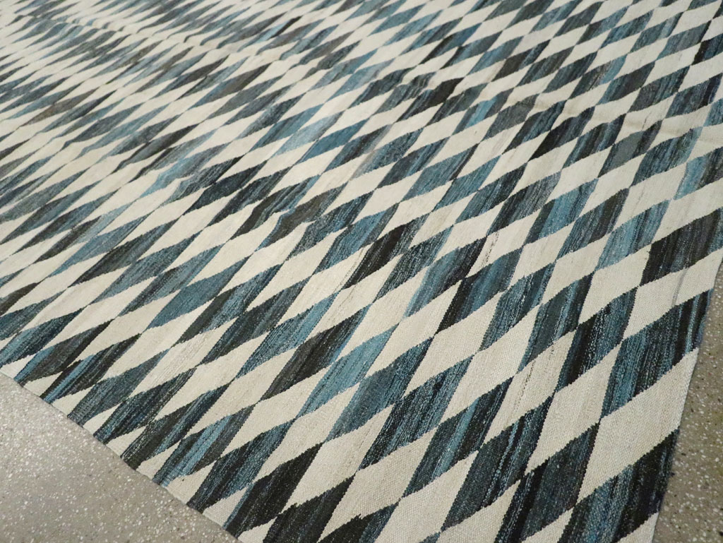 Modern Turkish Flatweave, No.30806 - Staging