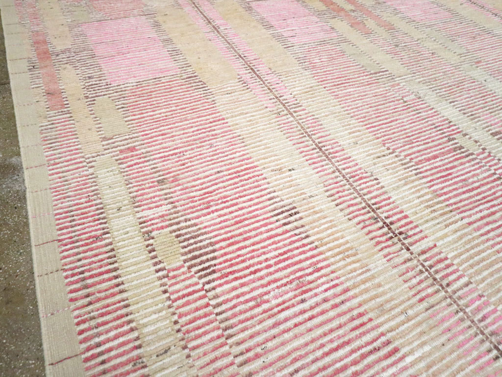 Modern Turkish Large Carpet, No.30809 - Staging