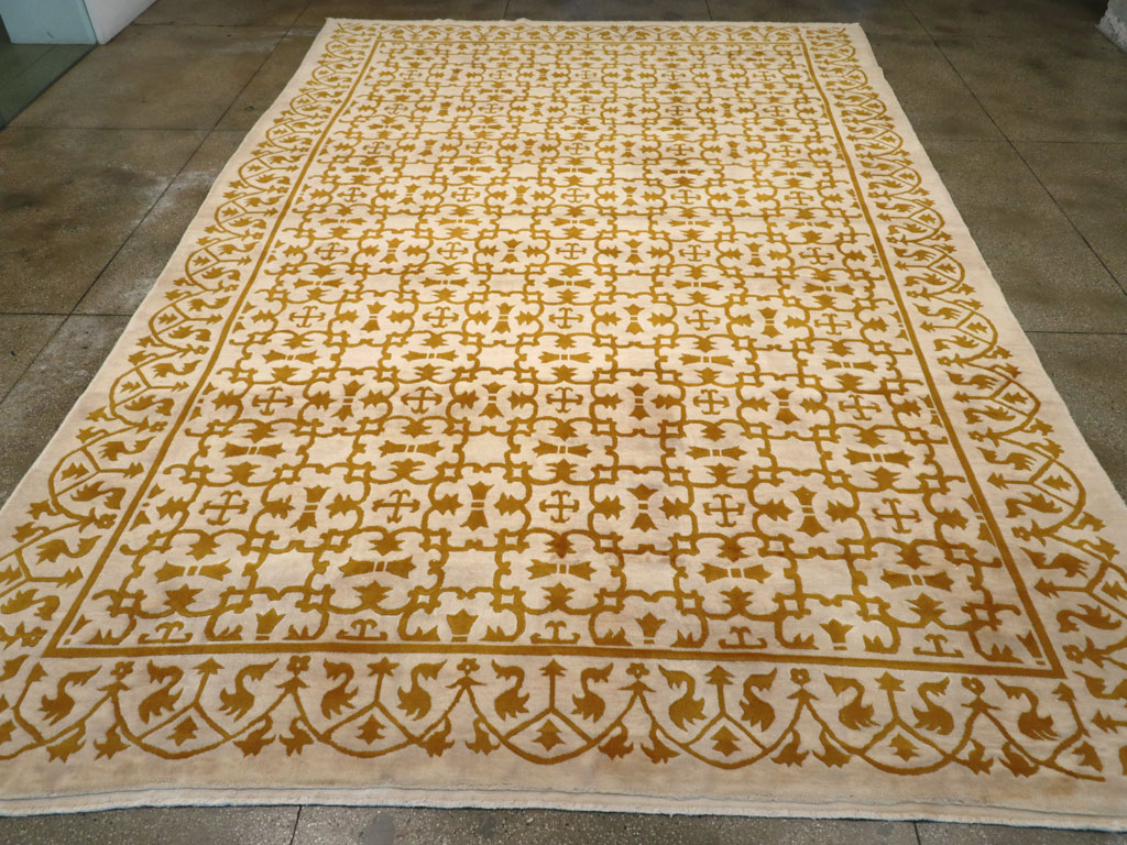 Vintage Indian Continental Large Room Size Carpet, No.30814 - Staging