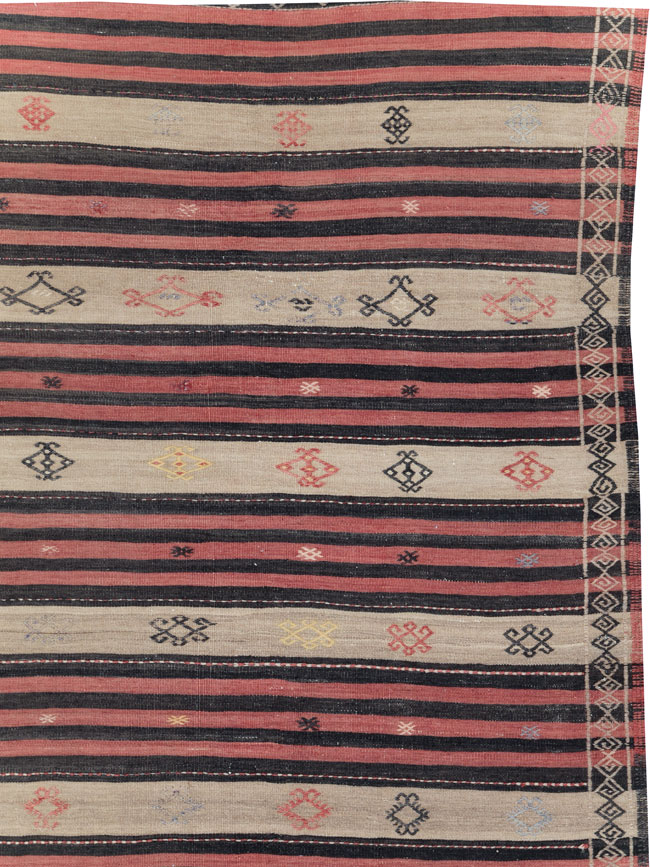 Vintage Turkish Flatweave Kilim Room Size Carpet, No.30819 - Staging