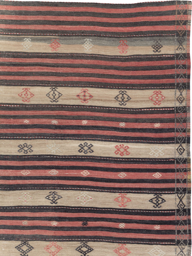 Vintage Turkish Flatweave Kilim Room Size Carpet, No.30819 - Staging