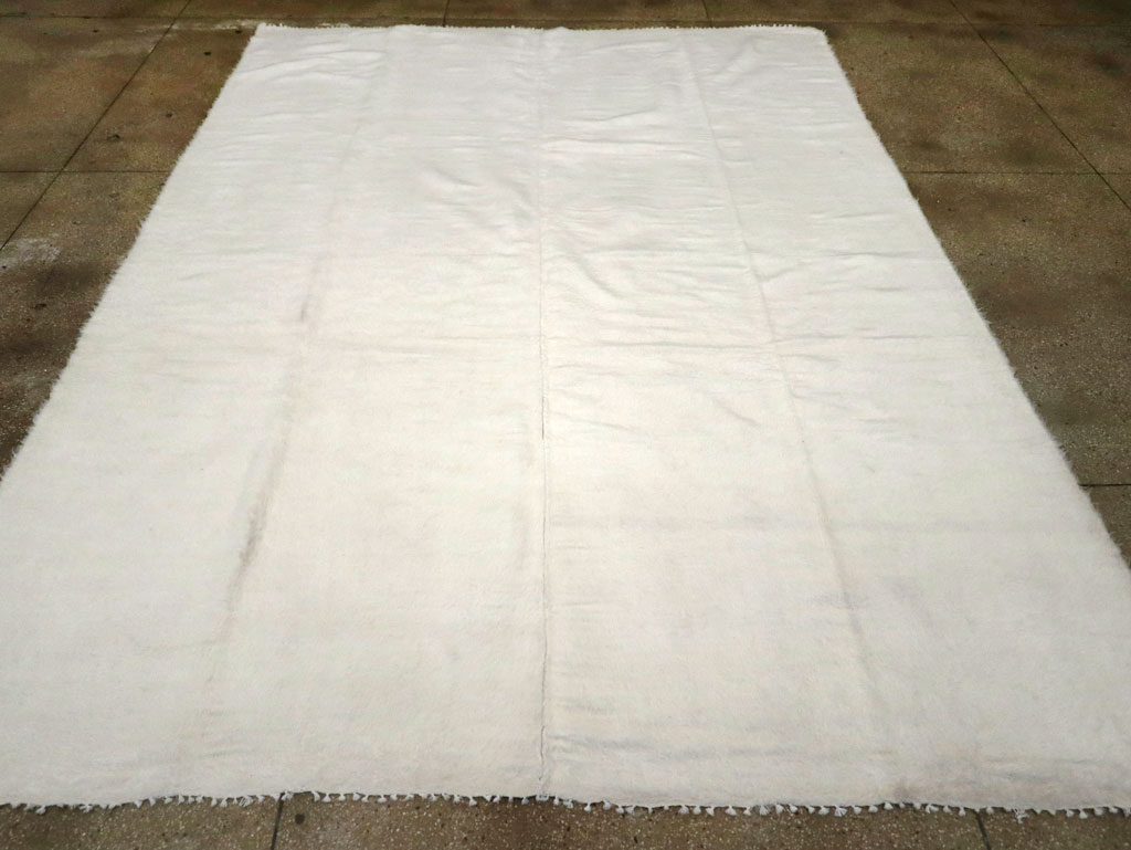 Contemporary Turkish Mohair Room Size Carpet, No.30822 - Staging