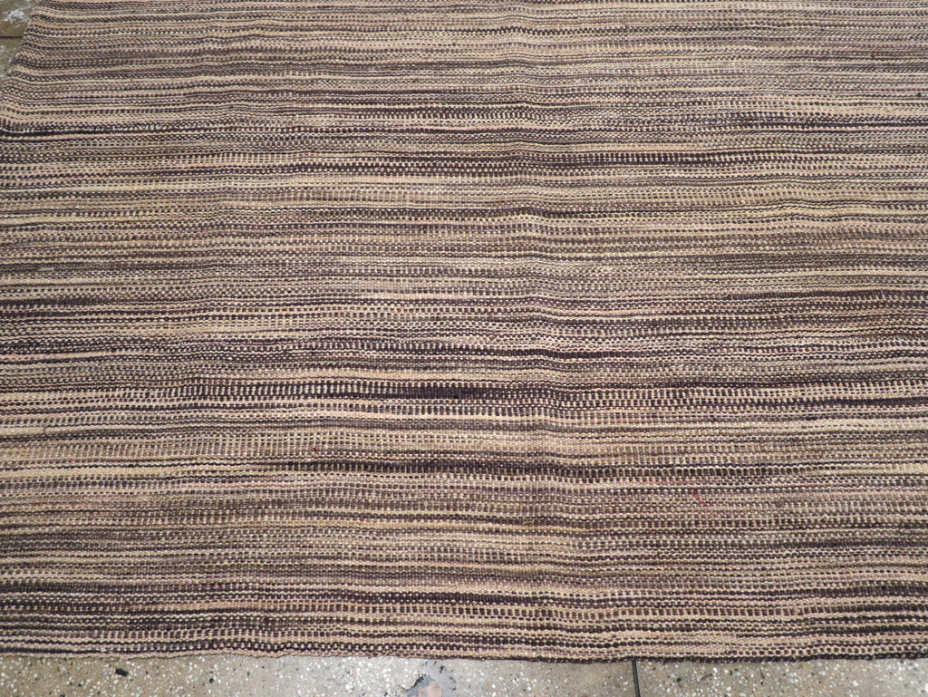 Modern Turkish Flatweave Kilim Large Room Size Carpet, No.30847 - Staging