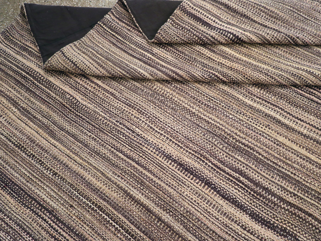 Modern Turkish Flatweave Kilim Large Room Size Carpet, No.30847 - Staging