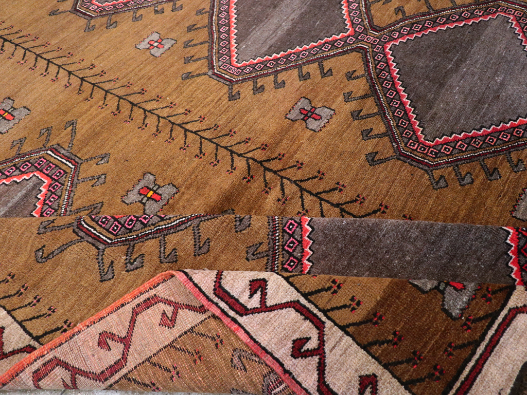 Vintage Turkish Anatolian Tribal Room Size Carpet, No.30851 - Staging