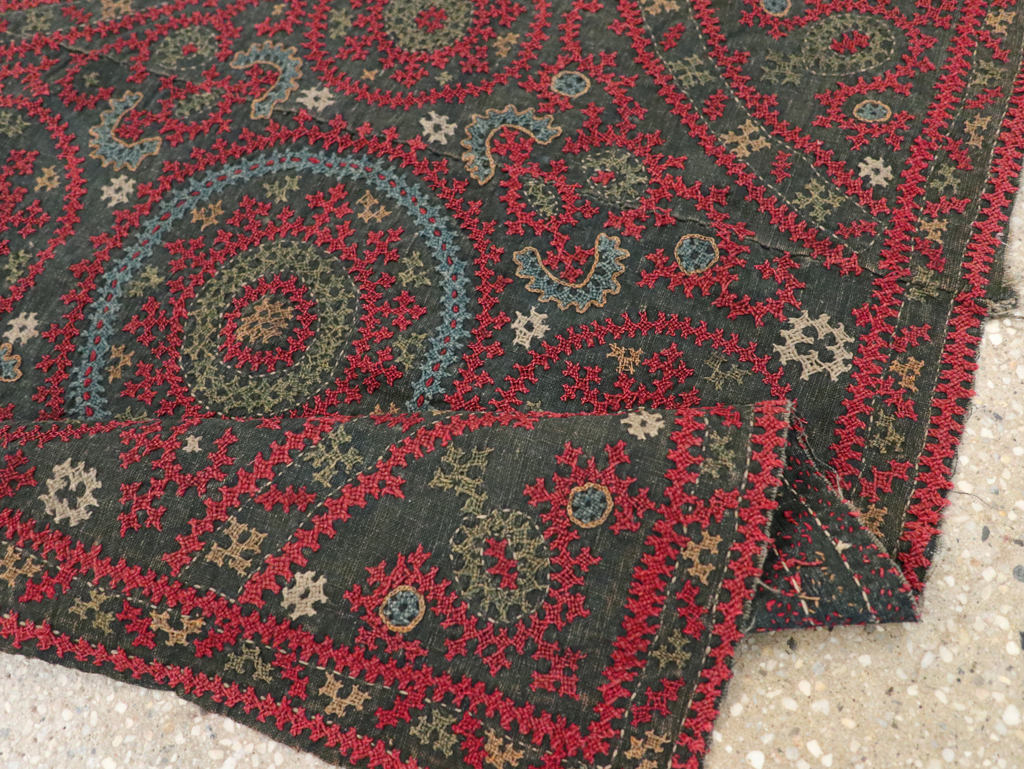 Vintage Central Asian Embroidered Suzani Textile, No.30858 - Staging