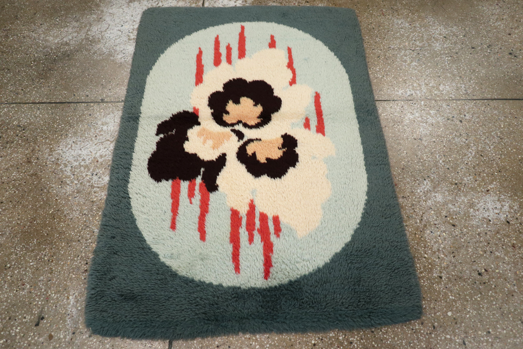 Contemporary European Art Deco Throw Rug, No.30875 - Staging