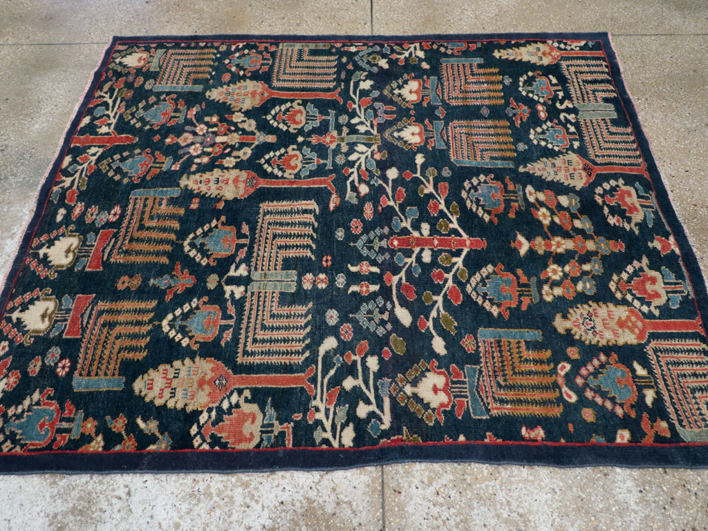 Antique Persian Sultanabad Rug, No.30879 - Staging